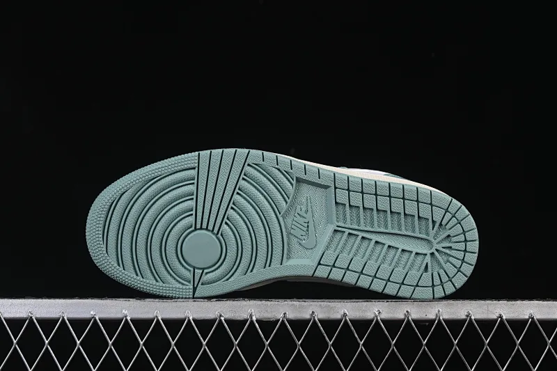 All categories Air Jordan Jordan series basketball shoes Air Jordan 1 Low Air Jordan 1 Low AJ1 Joe 1 fresh mint green low-top cultural casual sneakers DC0774-138